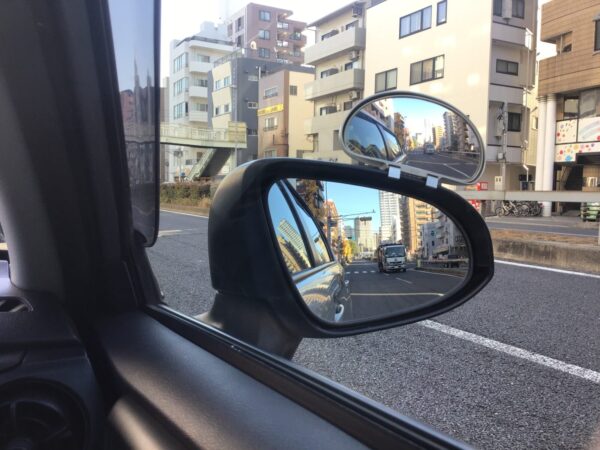 右サイドミラー