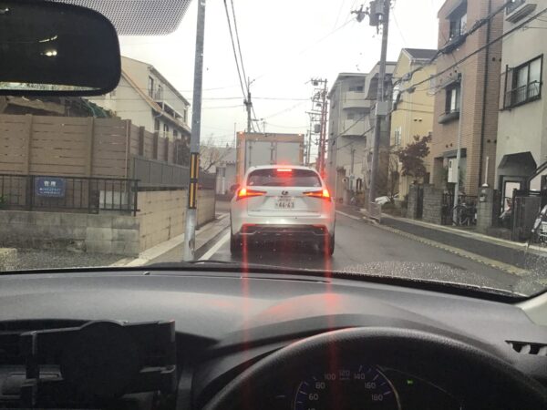 走行位置左寄り