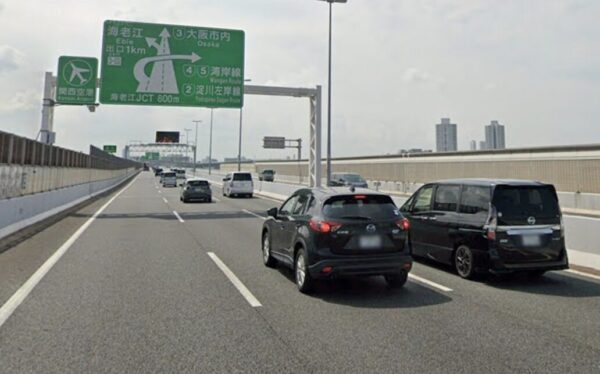 高速道路車線変更